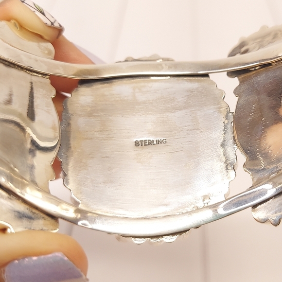 STUNNING Turquoise Cuff - Picture 10 of 12